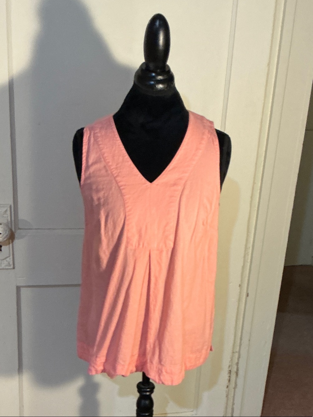 croft & barrow Coral Pink V-Neck Sleeveless Tank